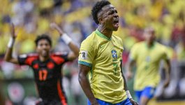 此次女子 此次女子